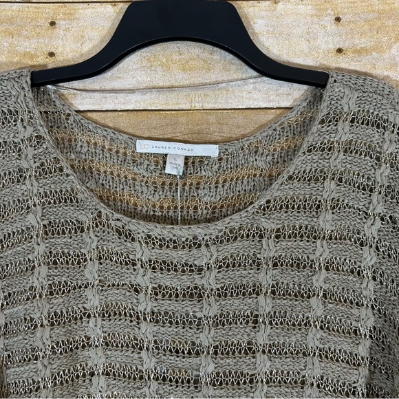 Lauren Conrad Open Knit Tape Yarn Sweater Size L Lightweight Beige Gold Lurex - Picture 2 of 7